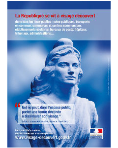 Affichage la république se vit à visage découvert