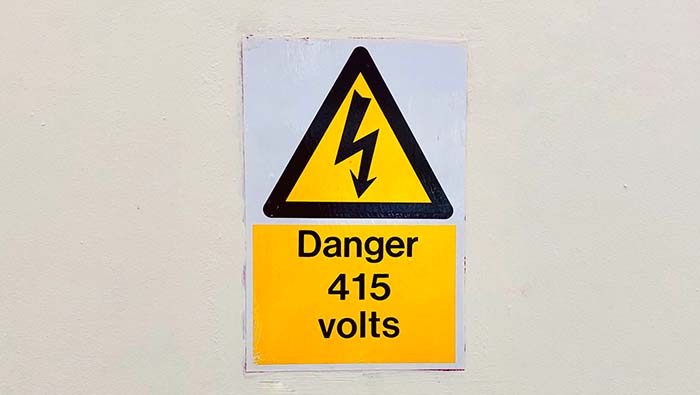 panneau danger électrique